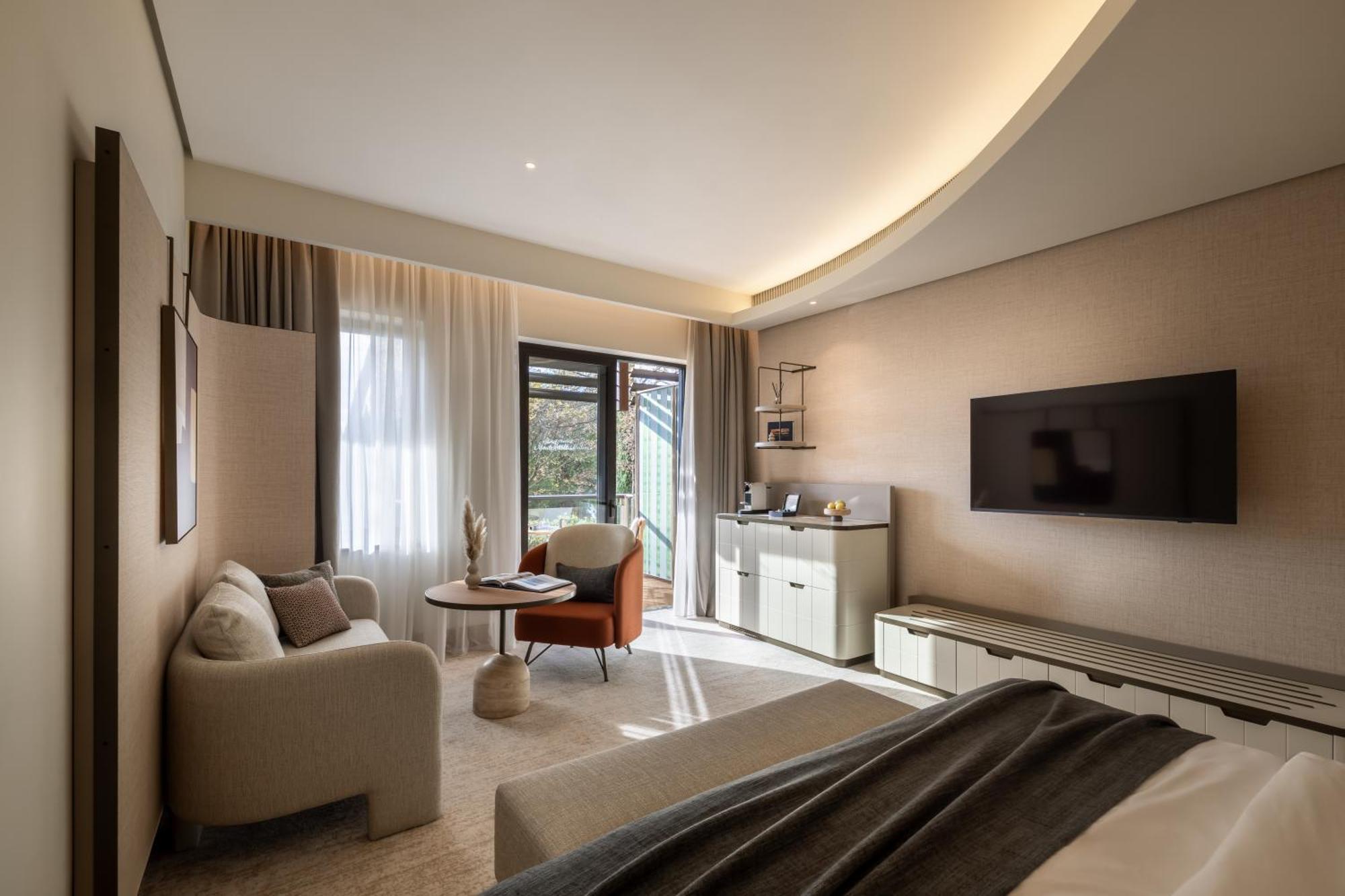 Premium Double Room Single Use