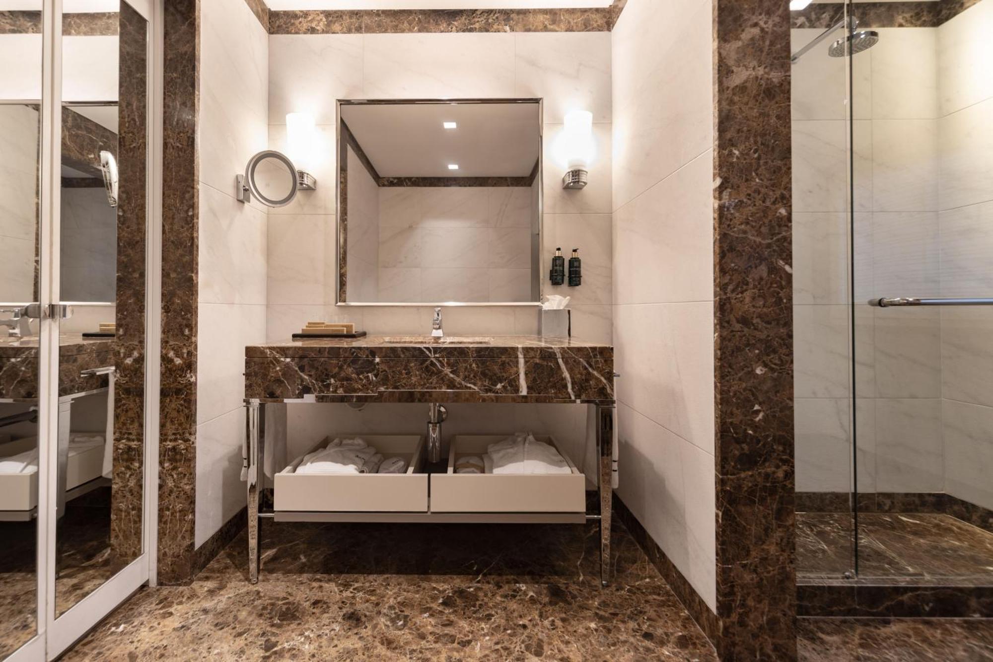 Supreme Room with Spa Access