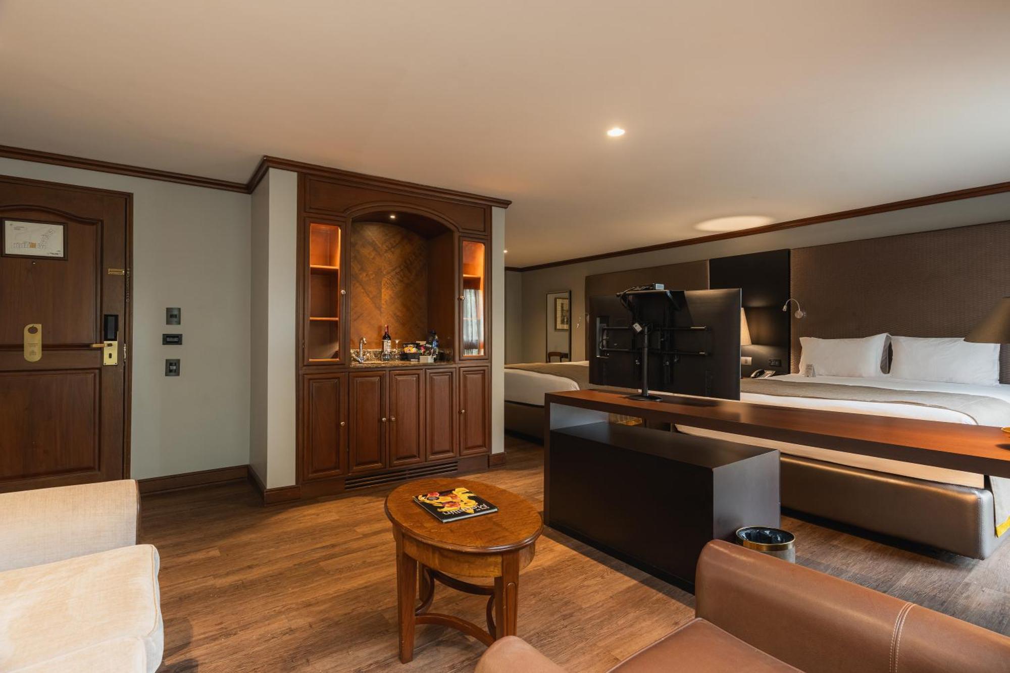 Junior Twin Room
