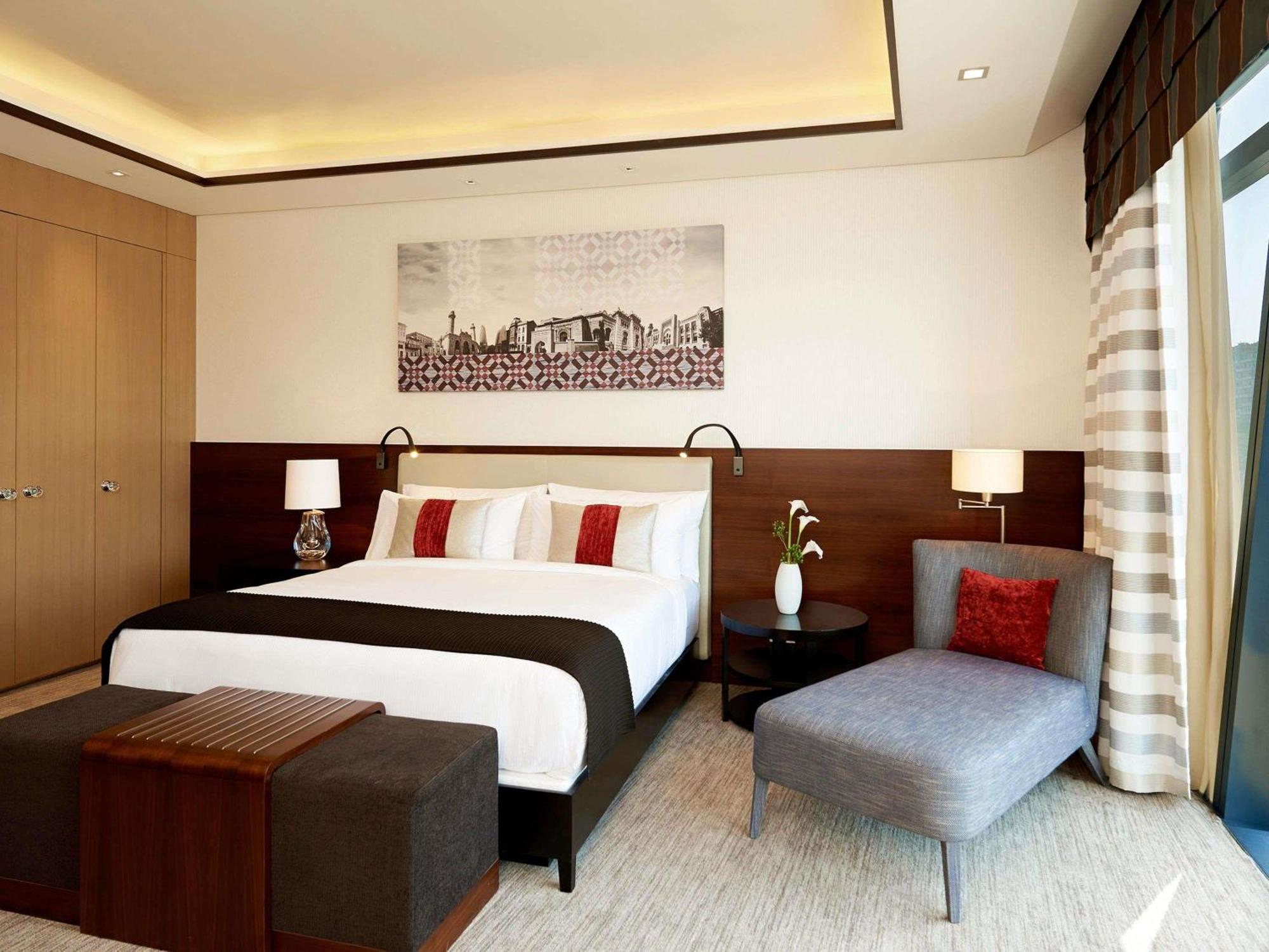 Fairmont Gold Signature Suite City View