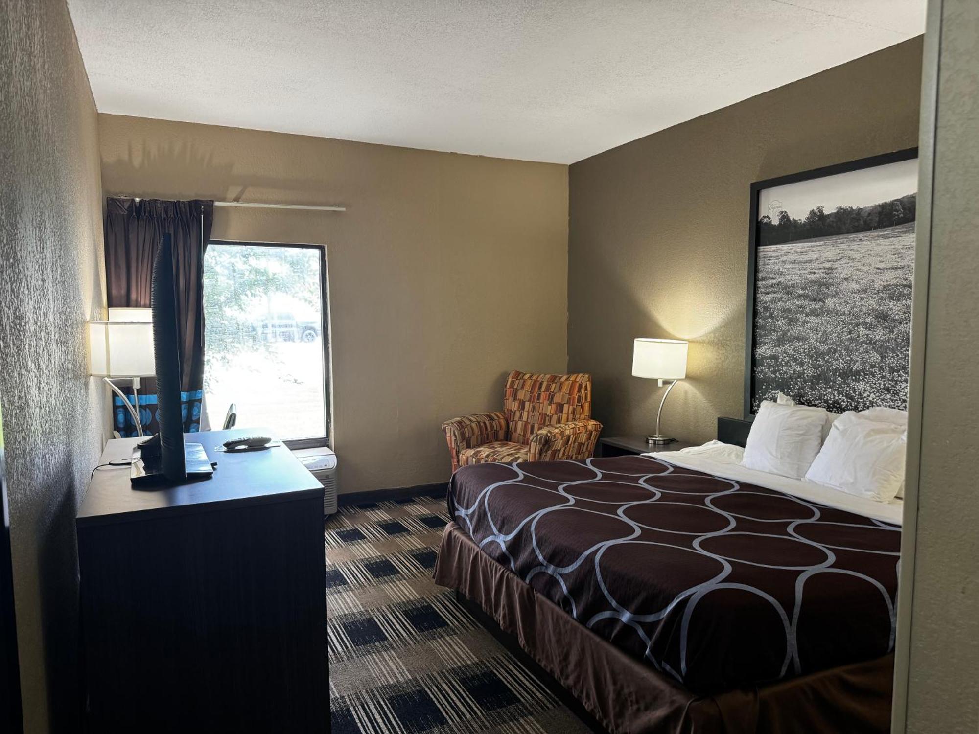 King Room - Mobility Access/Non-Smoking