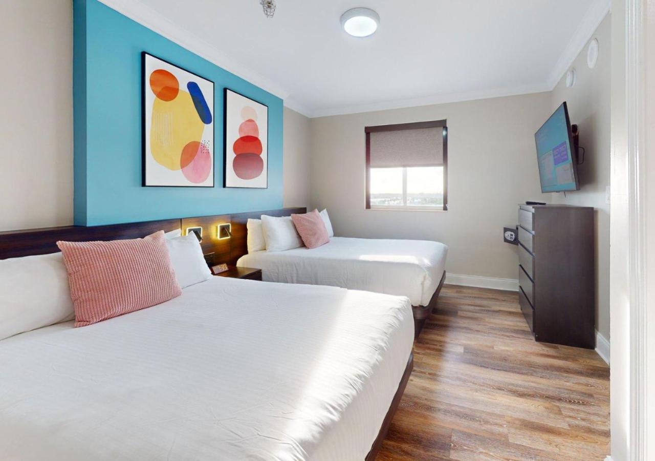 Double Bed Suite