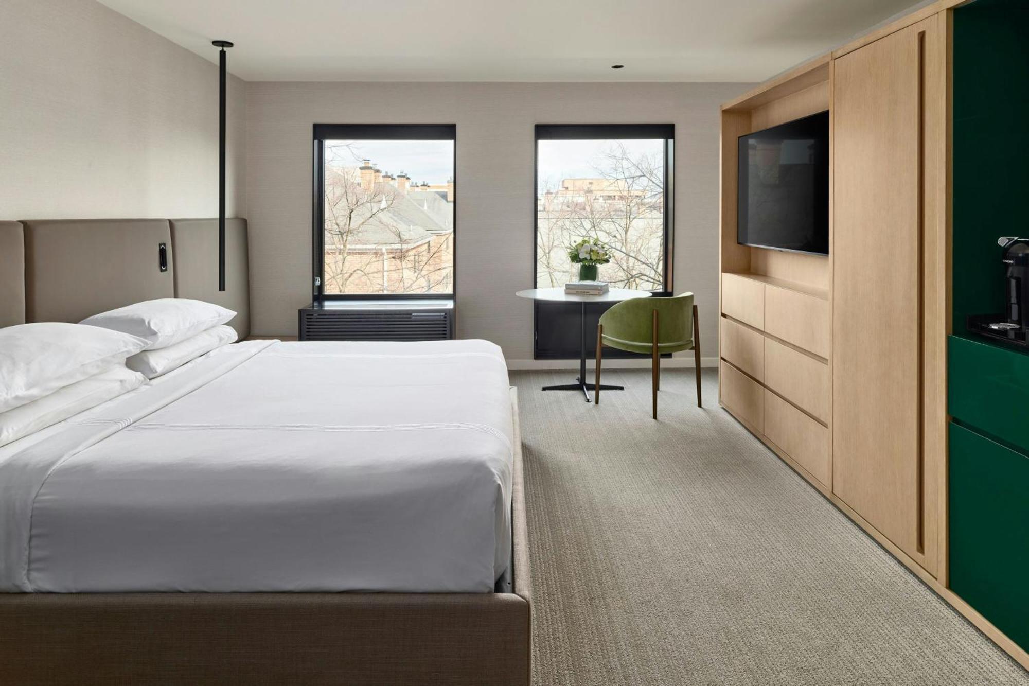 Standard King Room
