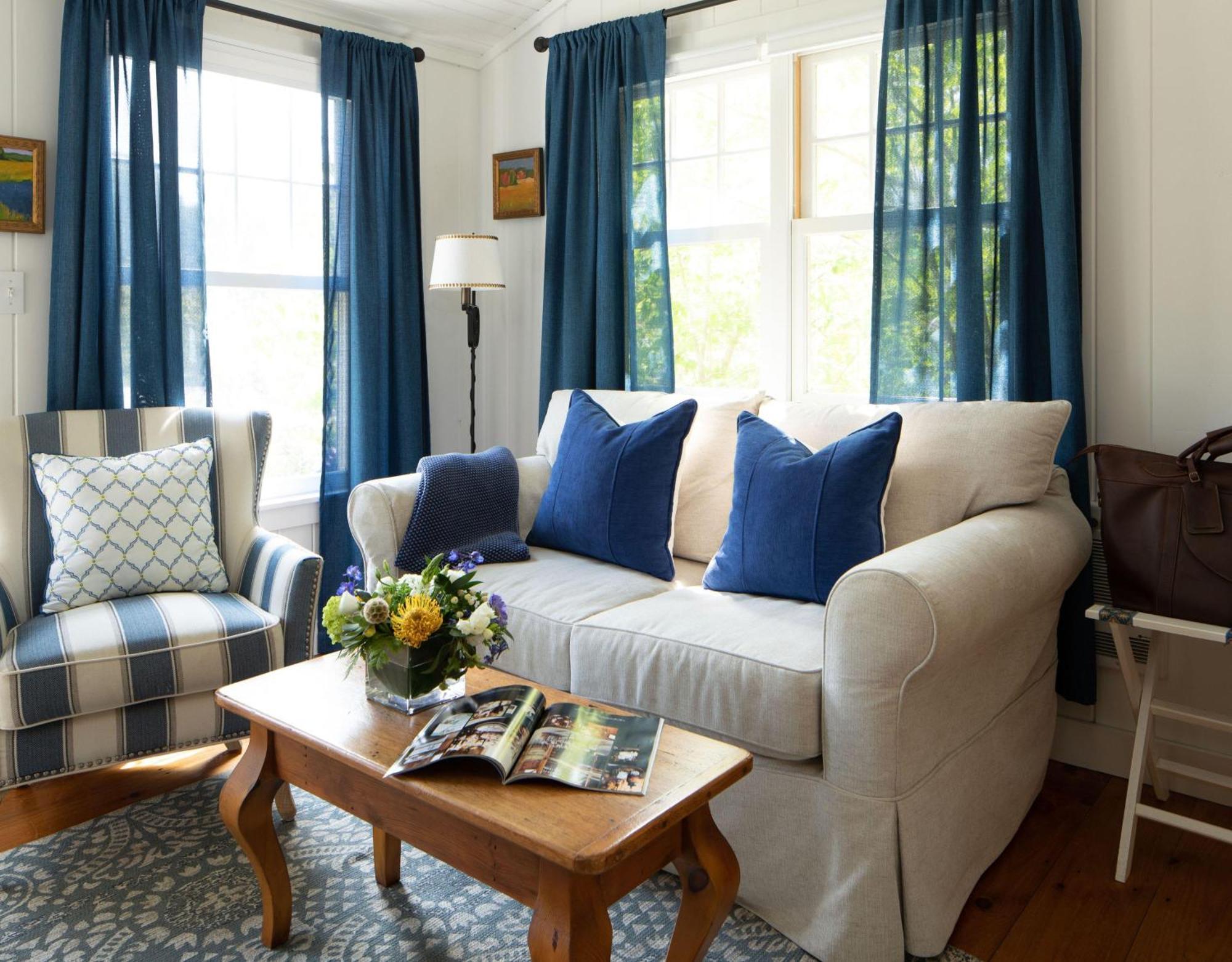 Sea Worthy Cottage with Garden View
