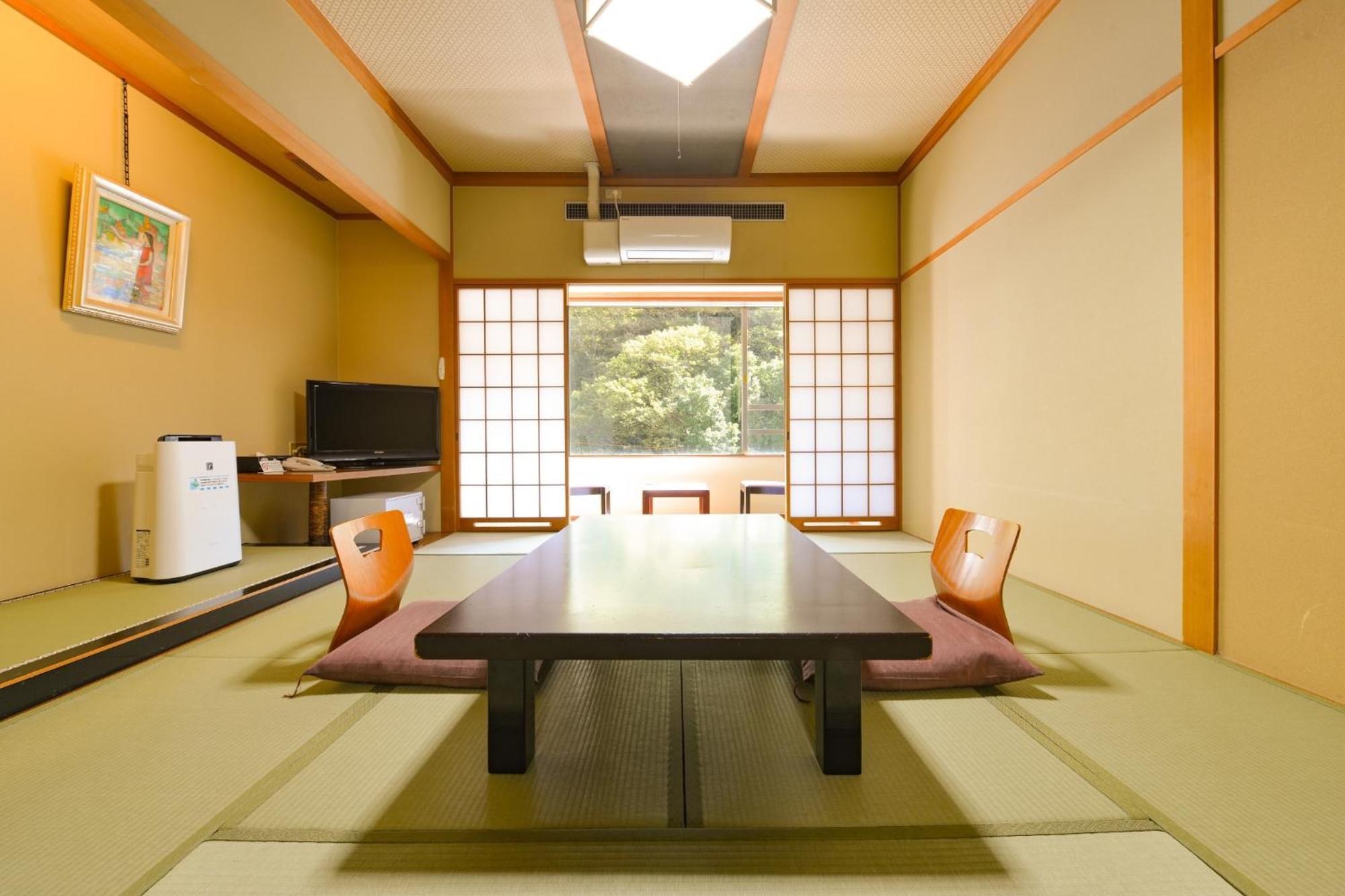 Standard Japanese-Style-Room with 18 Tatami mats - Indoor Bath - Non-Smoking