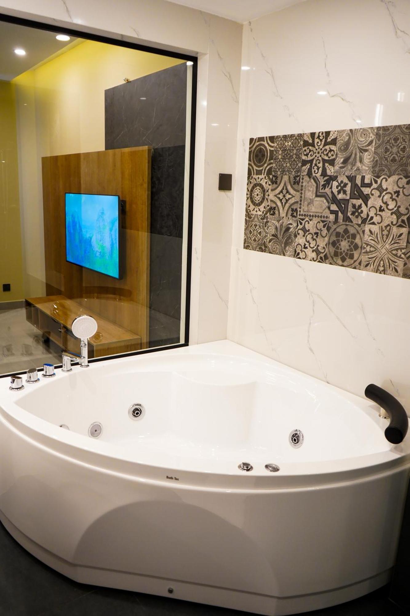 Superior Suite