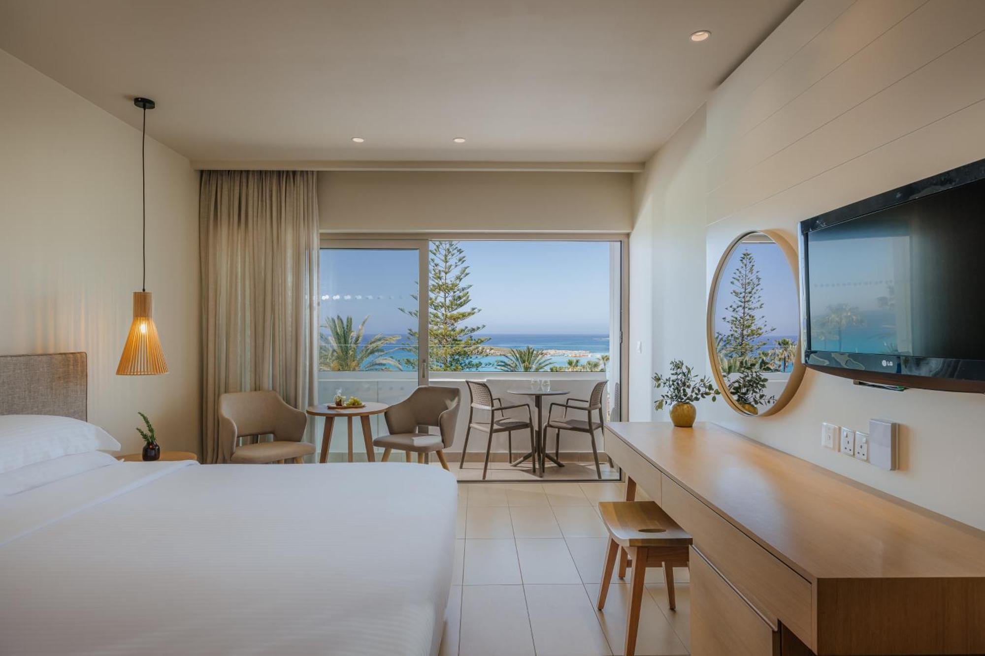Twin Room with Sea View