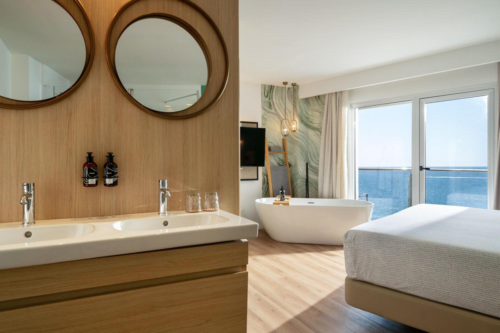 The Loft Connecting Room Sea View