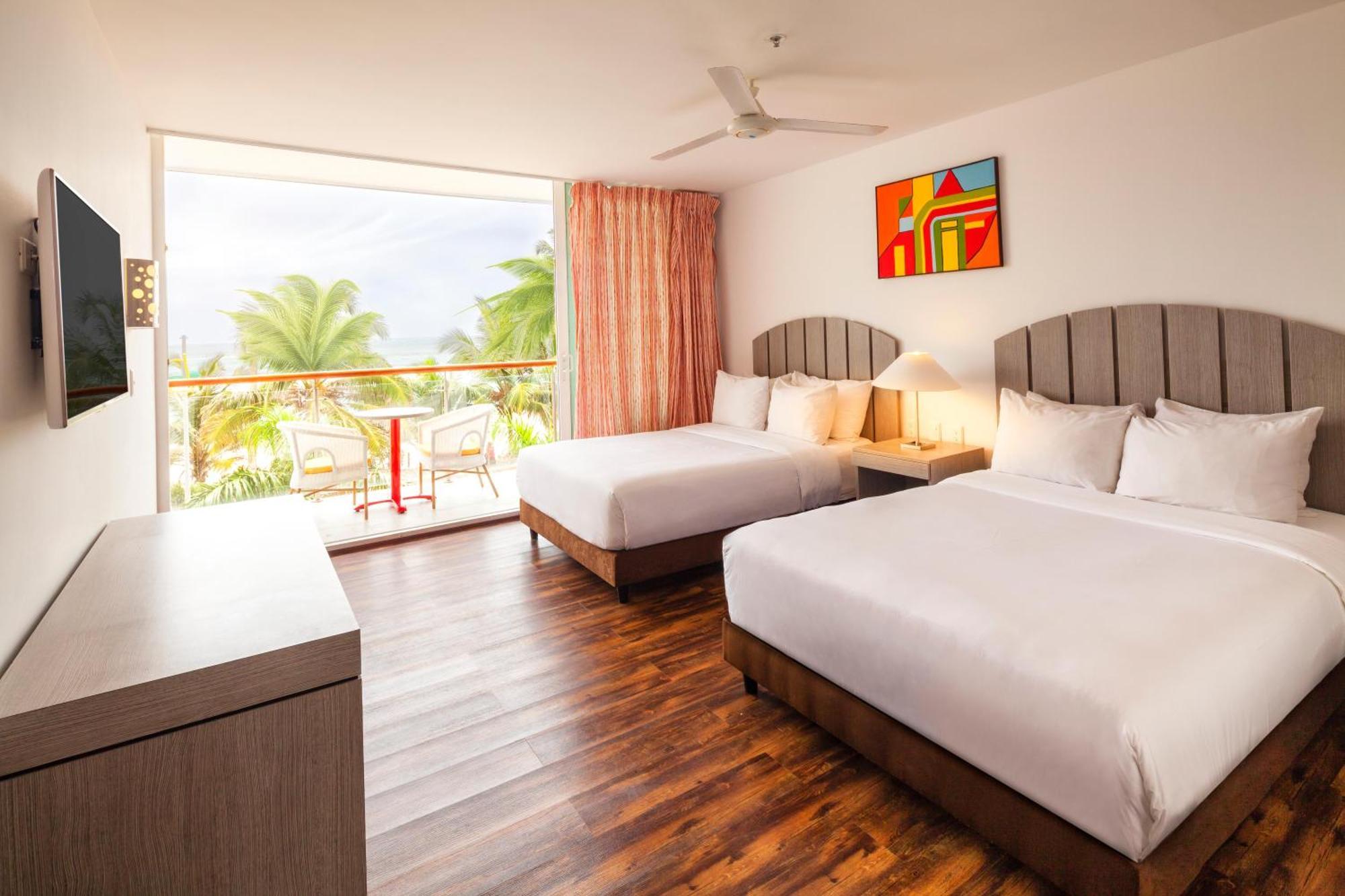 Double or Twin Room with Sea View