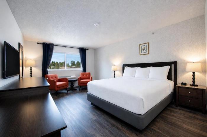 Deluxe King Room