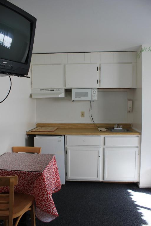 King Room with Kitchenette
