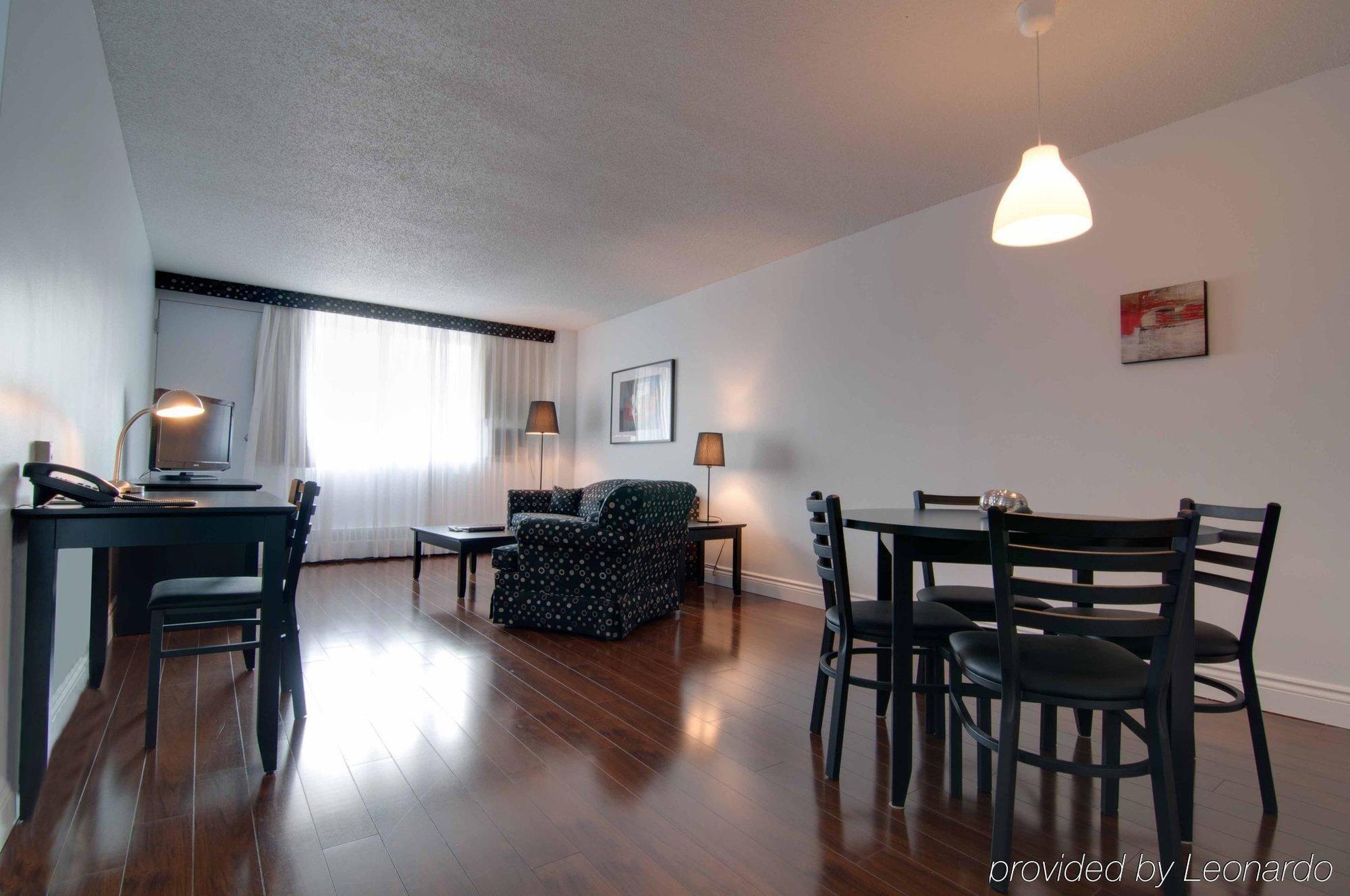 One-Bedroom Suite - Hardwood floor