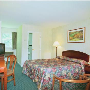 Queen Room