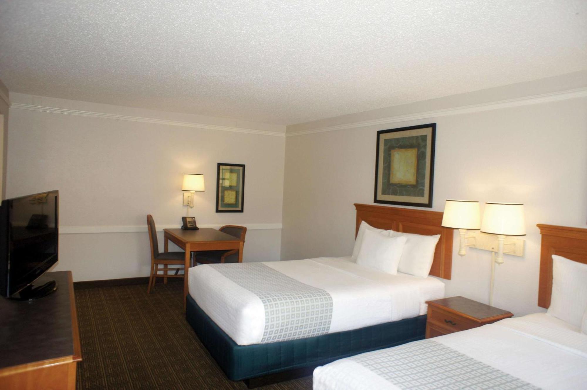 Deluxe Double Room with Two Double Beds - Non-Smoking