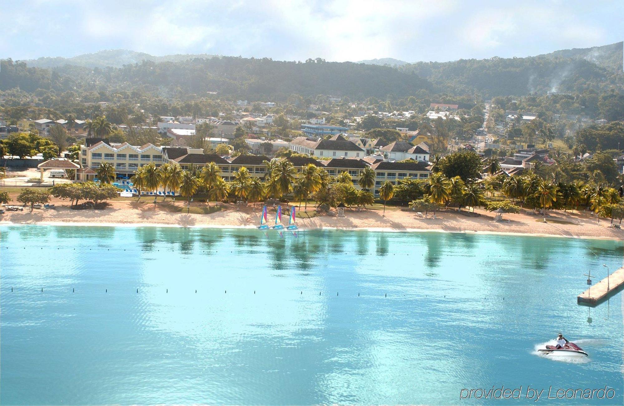 Oceanfront with Balcony