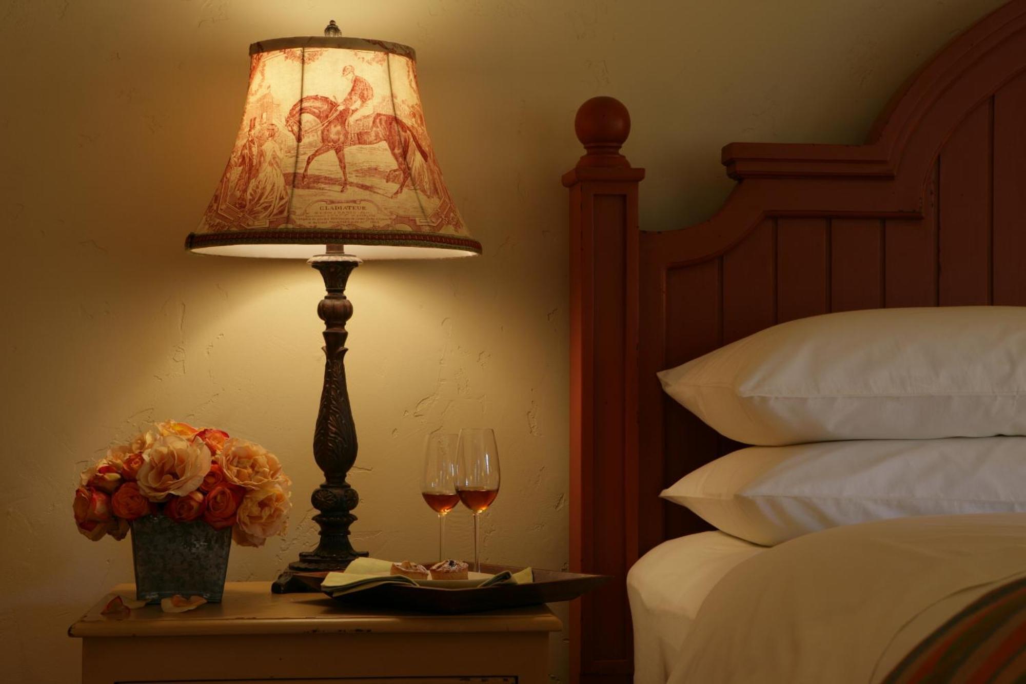 King Room,421757829:JPEG