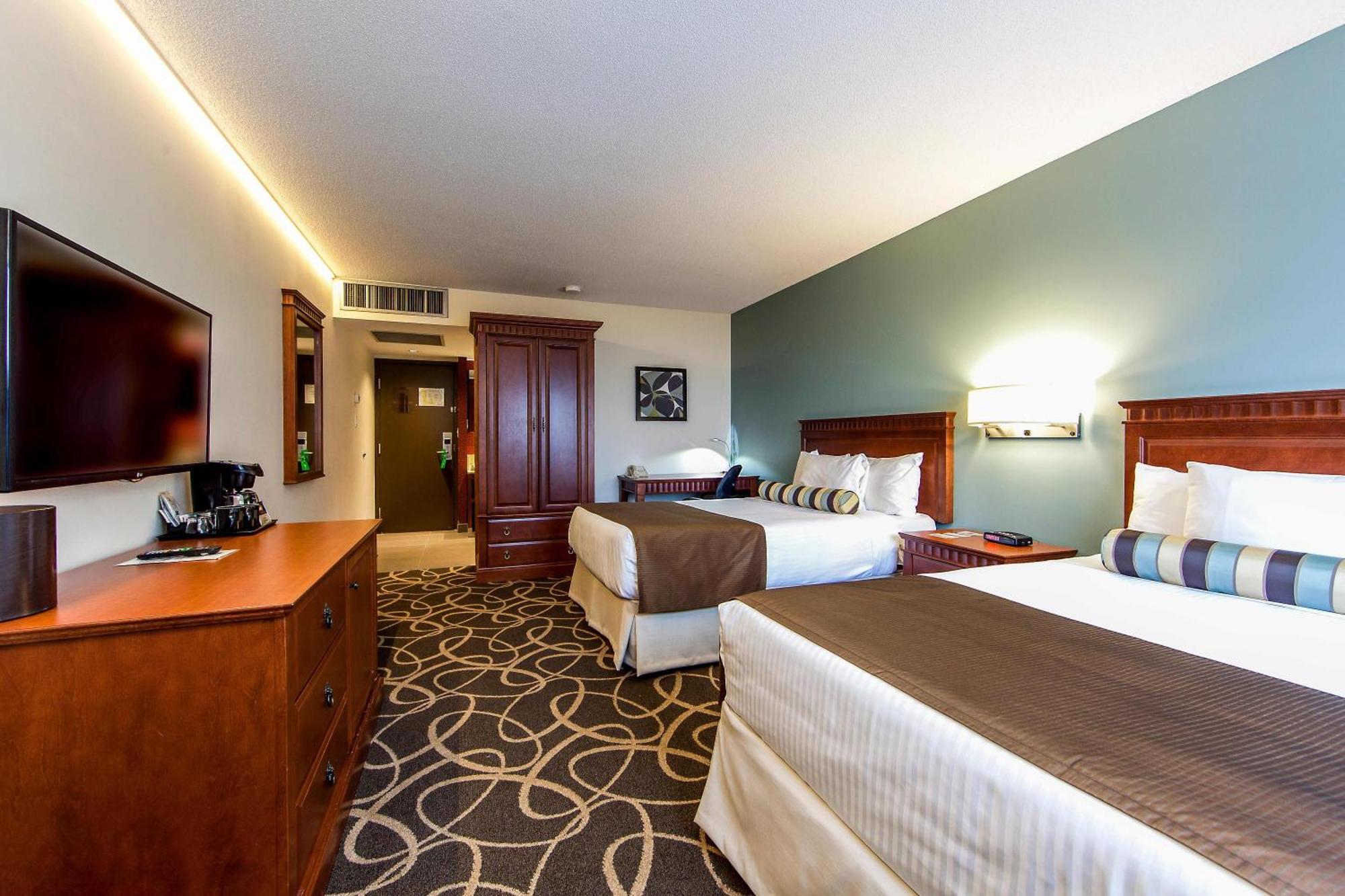 Classic Room with 2 double beds