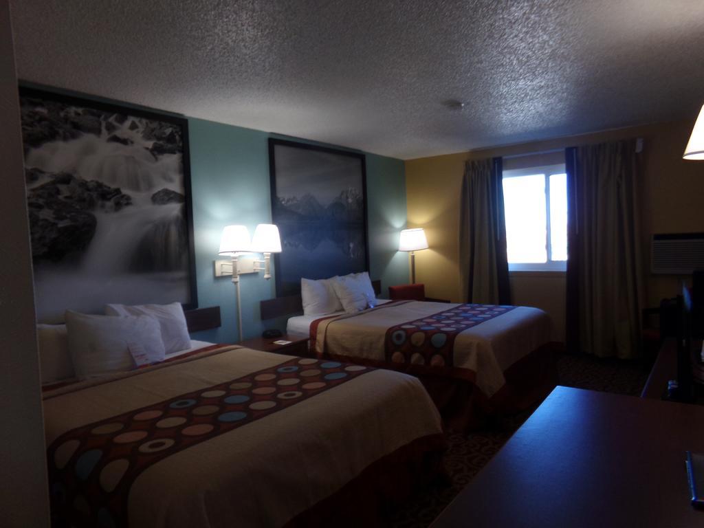Queen Room with Two Queen Beds - Non-Smoking