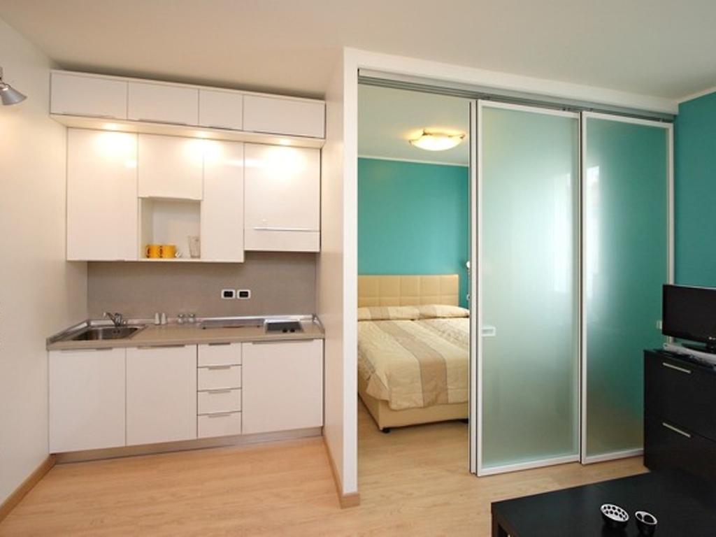 Studio (1 Adult)