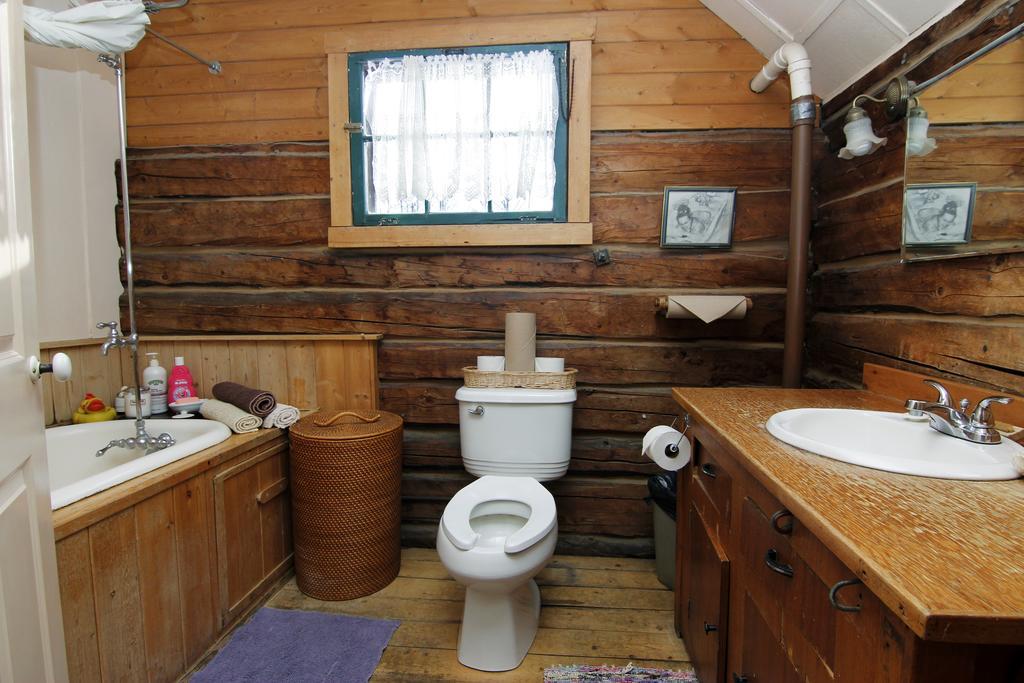 Two-Bedroom Suite,221330321:JPEG