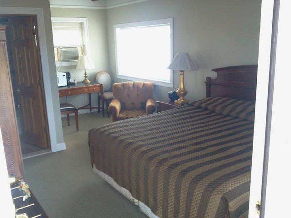 Queen Room with Sea View