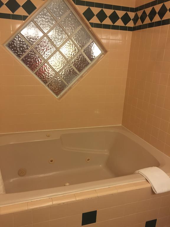 Luxury King Room,1662986210:JPEG