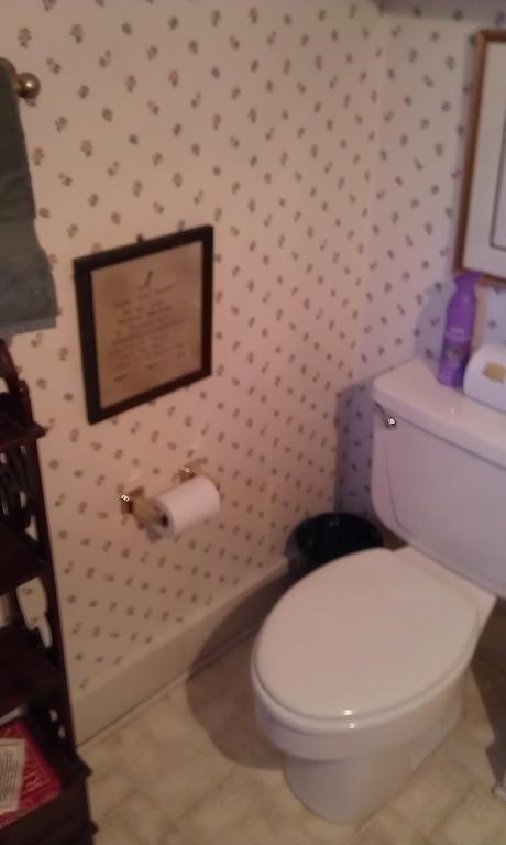 Queen Room with Spa Bath