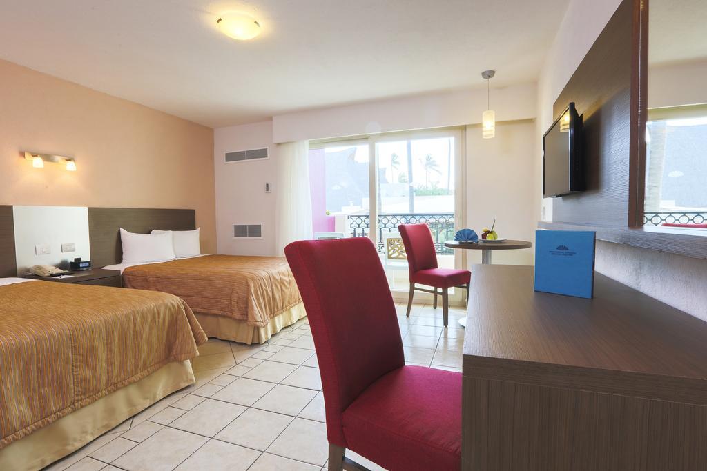 Standard Double Room with Garden View