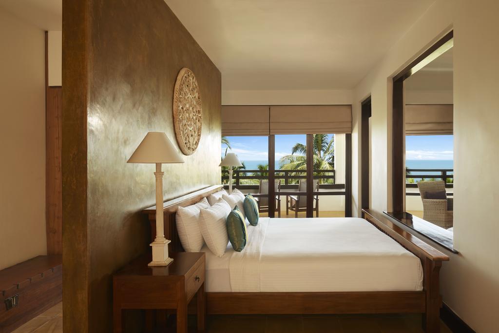 Suite with Sea View - 15% off at Center Point, Black Coral & 10% off at Seaside Social restaurants
