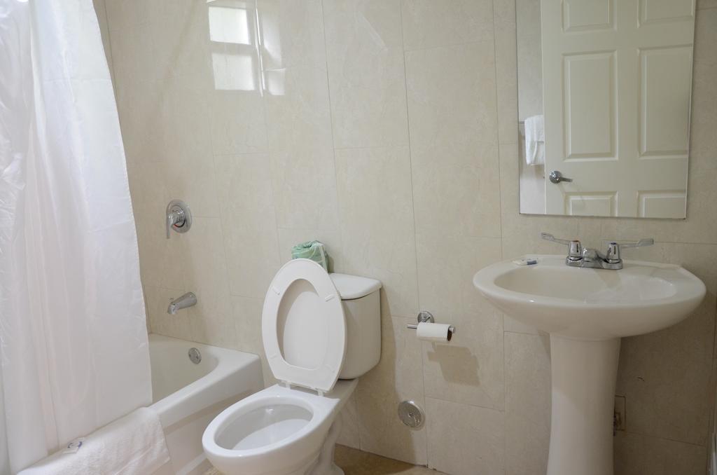 Double Room with Two Double Beds - Non-Smoking