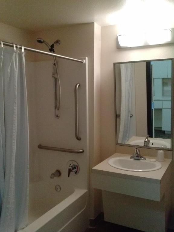 Two Double Beds Studio