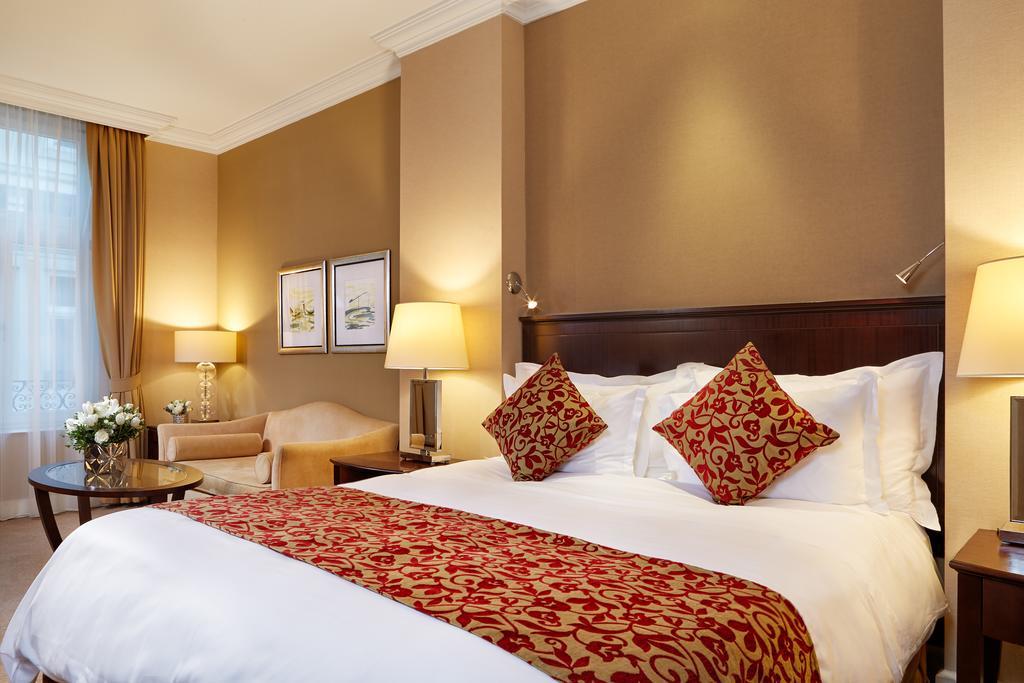 Deluxe Room with Royal Spa Access