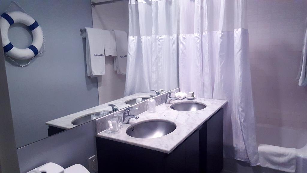 Junior Suite with Pool View