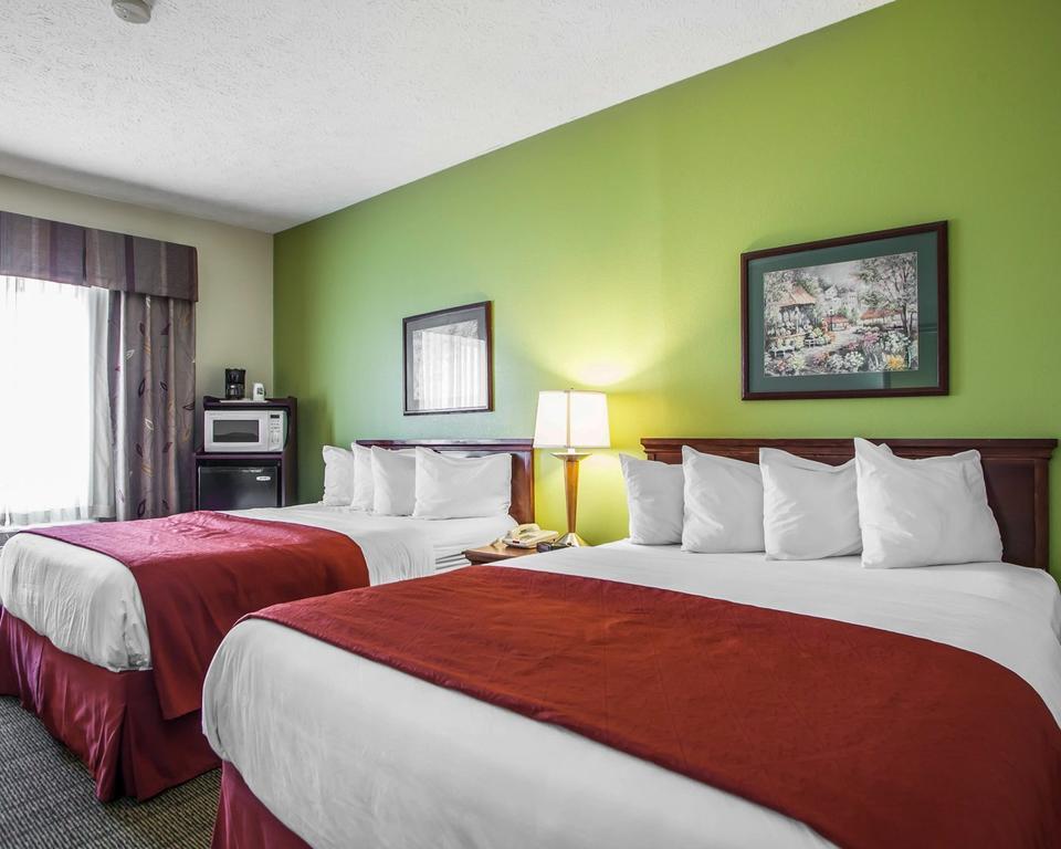 Double Room with Two Queen Beds