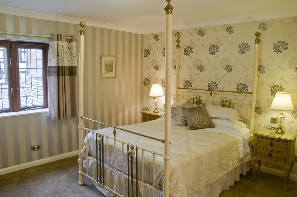 Superior Double Room with Bath