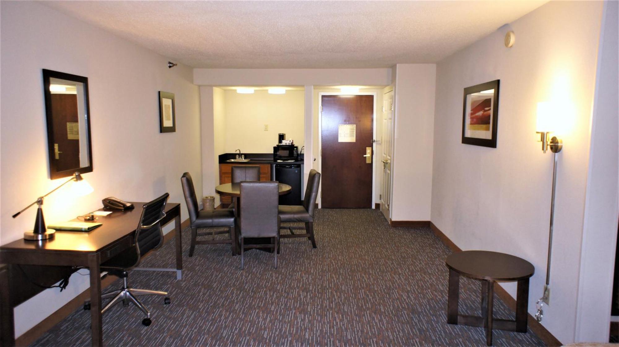 King Studio Suite - Non-Smoking,698335380:JPEG