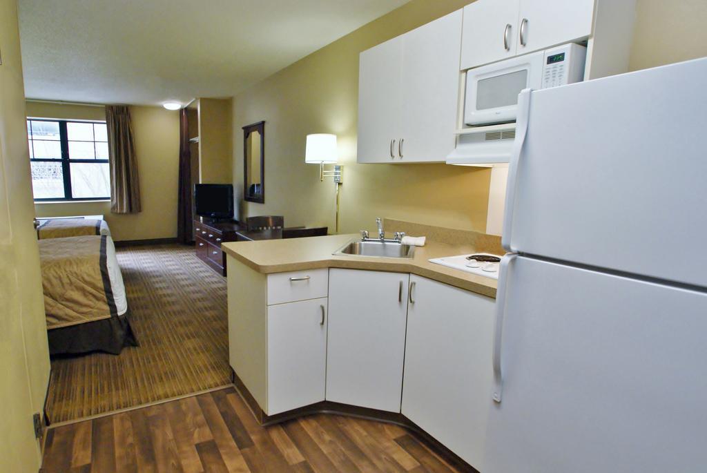Studio with 2 Double Beds - Non-Smoking