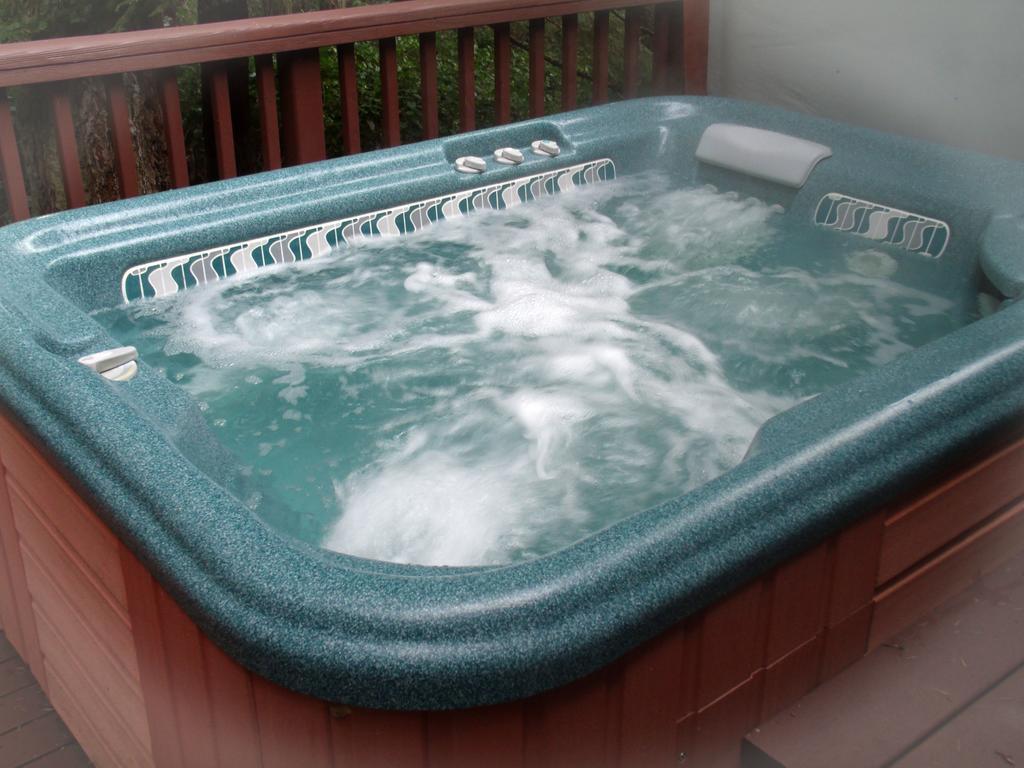 King Room with Spa Bath
