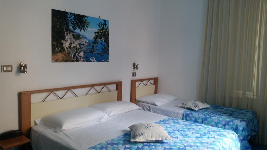 Basic Triple Room