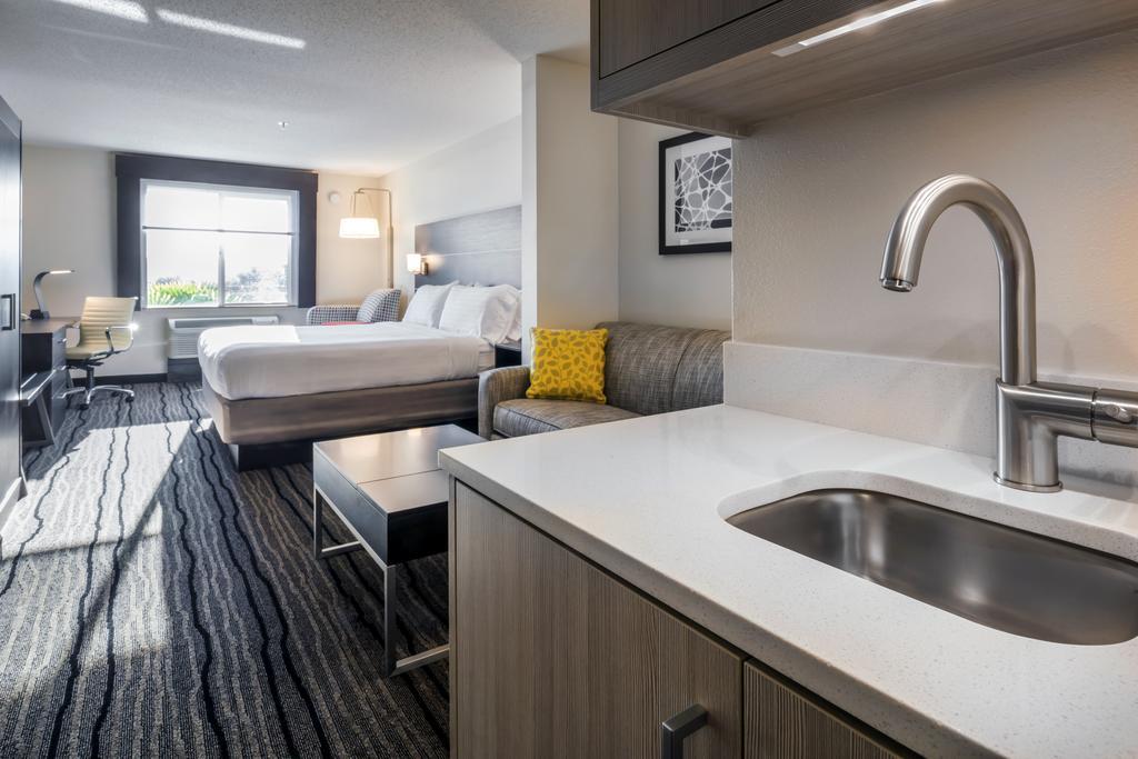 King Suite with Sofa Bed