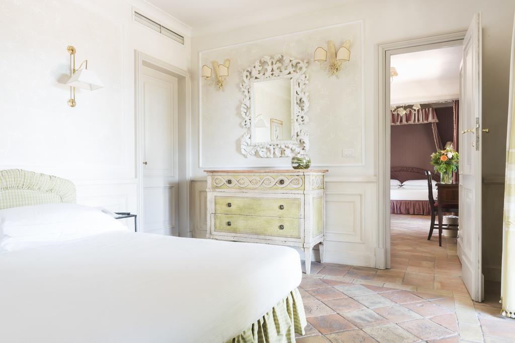 Superior Double Room with patio