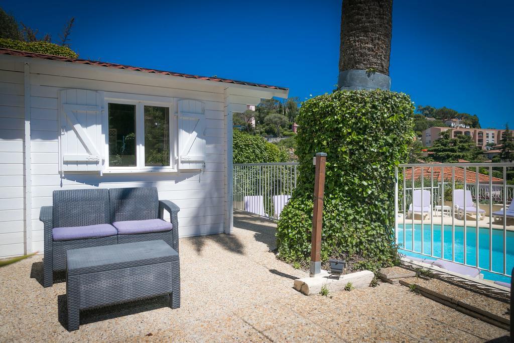 Independent Quadruple Room with Private Terrace,843586793:JPEG