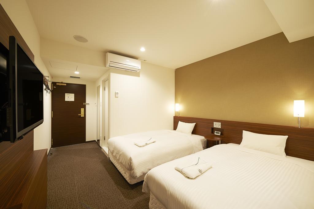 Twin Room - Non-Smoking