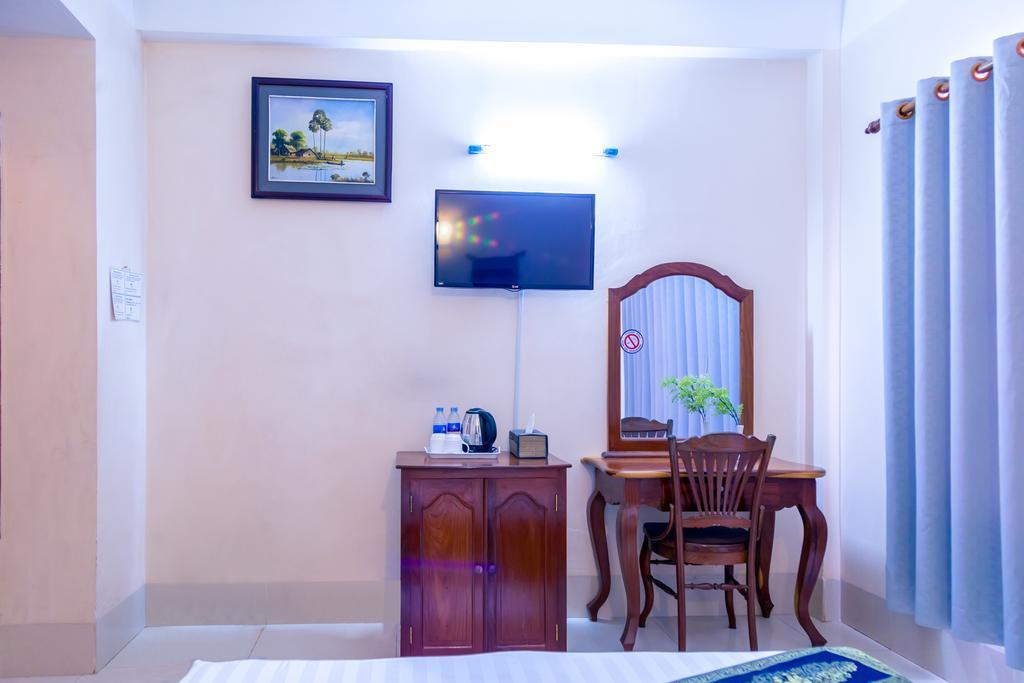 Standard Family Room
