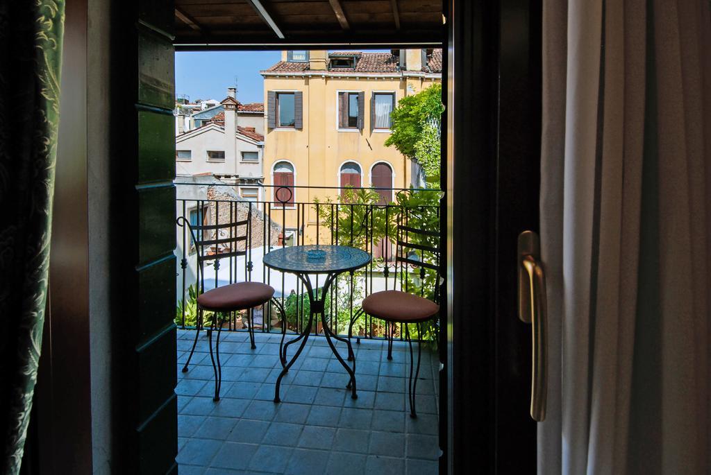 Classic Double or Twin Room