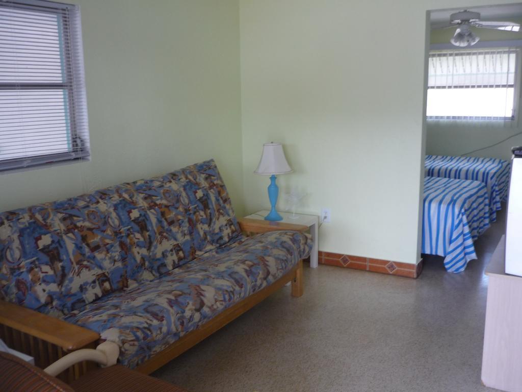 Studio apt. Two Full Size Beds