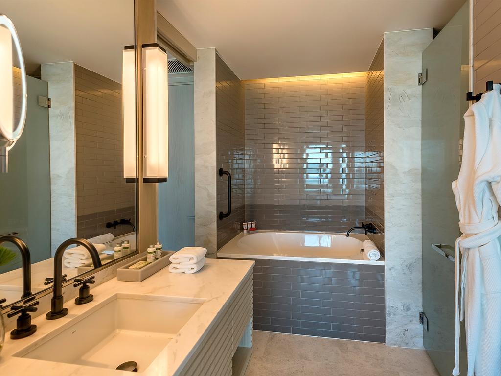Twin Room with Ocean View - Club Access