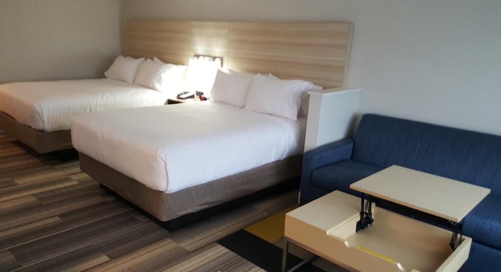 Queen Suite with Two Queen Beds