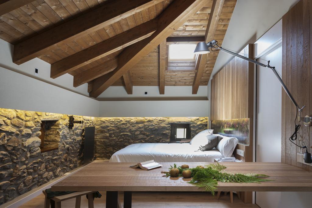 Queen Studio with Sofa Bed