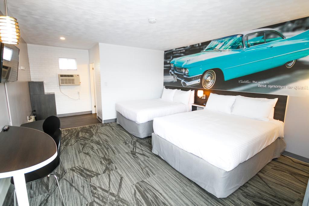 Queen Room